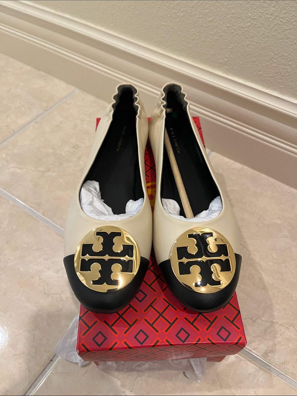 Tory Burch Cream and Black Logo Medallion Ballet Flats